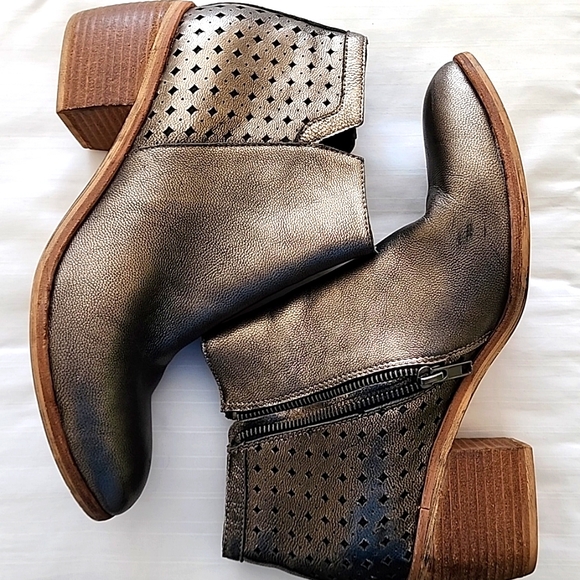 Western Style Booties - Picture 3 of 12